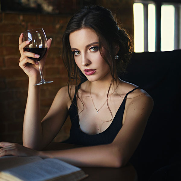 rượu vang ngon và tốt cho phụ nữ