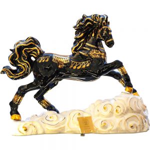 Rượu Linh Vật Ngựa Sứ Super VIP Long Mã